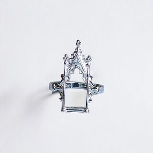 CASTLES IN THE AIR • silver tone baroque castle ring size 7.5